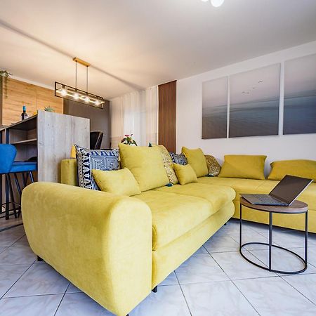Romeo&Julia- Newly Refurbished Apartment Near Medulin Pomer Exterior photo