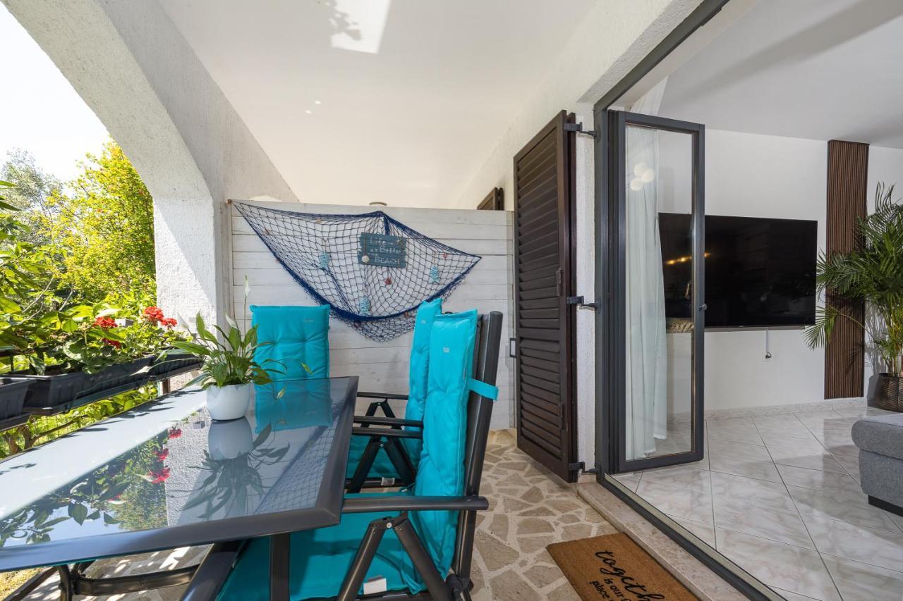 Romeo&Julia- Newly Refurbished Apartment Near Medulin Pomer Exterior photo